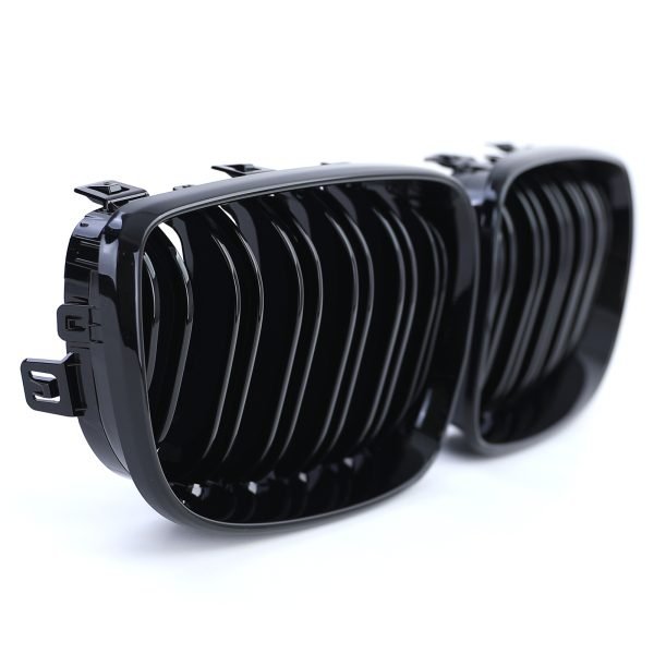 BMW SERIES 1 E81/E82/E87/E88 Gloss Black Radiator Grilles - Slika 4