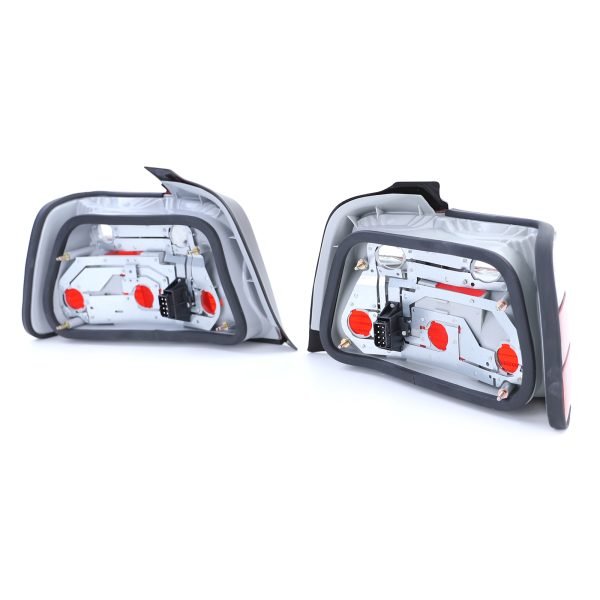 BMW 3 SERIES E36 Red and White Taillights - Slika 7