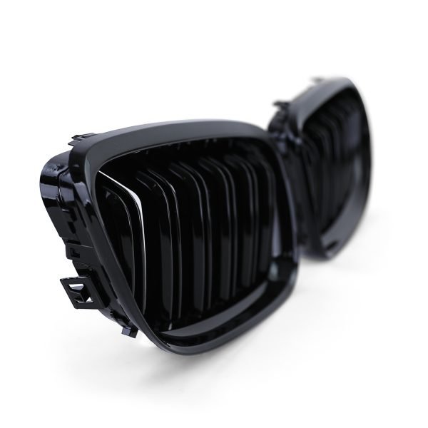 BMW 3 SERIES E90/E91 Performance Gloss Black Grilles - Image 3