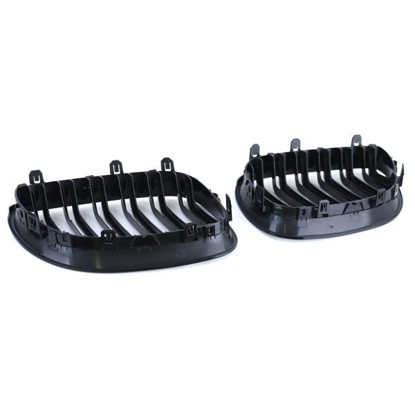 Performance gloss black grilles for BMW 5 SERIES E60/E61 - Slika 7