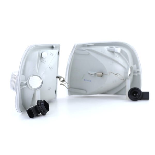 Indicators (white) pair for VW T4 96-03 - Slika 3