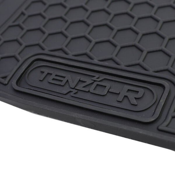 Premium rubber floor mats for VW TOUAREG III - Slika 3