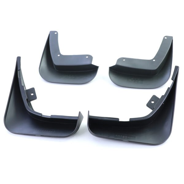 Black mud flap set for VW PASSAT B6 - Slika 7
