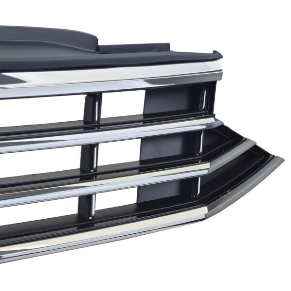 Black radiator grille with chrome strips for VW PASSAT B8 - Slika 5
